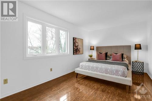 1551 Briarfield Crescent, Ottawa, ON - Indoor Photo Showing Bedroom