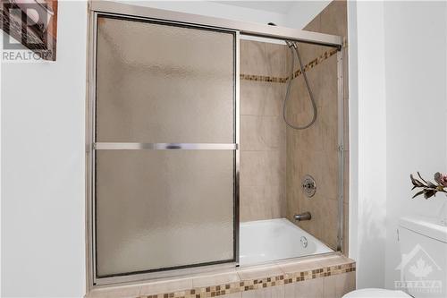 1551 Briarfield Crescent, Ottawa, ON - Indoor Photo Showing Bathroom