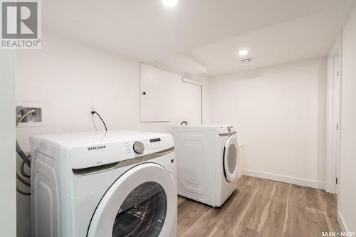 3815 Victoria Avenue, Regina, SK - Indoor Photo Showing Laundry Room