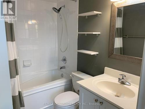 405 - 3 Rean Drive, Toronto, ON - Indoor Photo Showing Bathroom