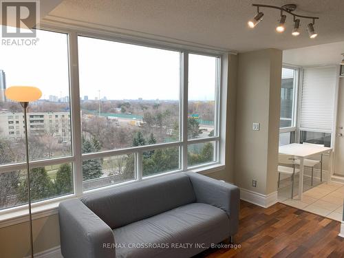 #405 -3 Rean Dr, Toronto, ON - Indoor Photo Showing Other Room