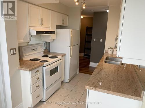 #405 -3 Rean Dr, Toronto, ON - Indoor Photo Showing Kitchen With Double Sink