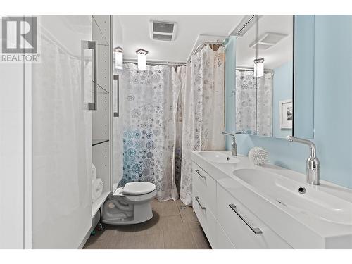 2483 Rocky Point Road, Blind Bay, BC - Indoor Photo Showing Bathroom