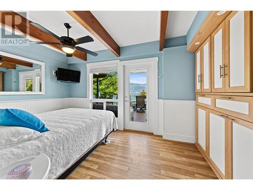2483 Rocky Point Road, Blind Bay, BC - Indoor Photo Showing Bedroom