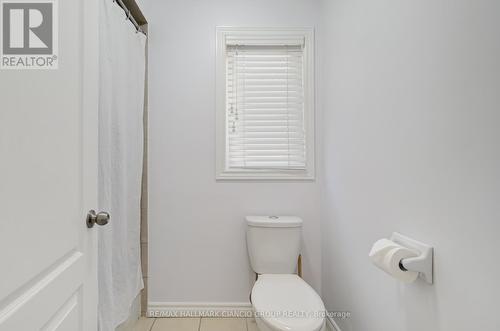 50 Bartsview Circle, Whitchurch-Stouffville, ON - Indoor Photo Showing Bathroom