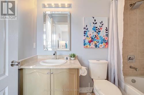50 Bartsview Circle, Whitchurch-Stouffville, ON - Indoor Photo Showing Bathroom