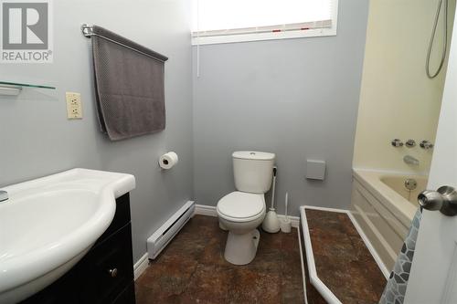 13 Montclair Street, Mount Pearl, NL - Indoor Photo Showing Bathroom