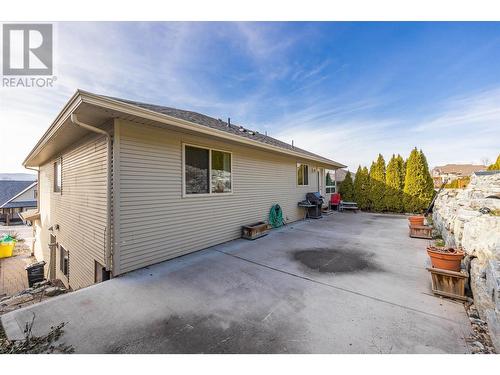 215 Poonian Street, Kelowna, BC - Outdoor With Exterior