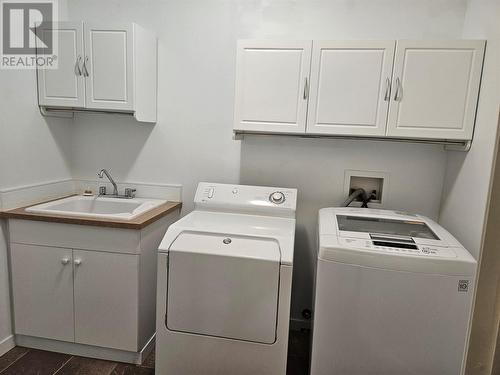 1109 8Th Street, Keremeos, BC - Indoor Photo Showing Laundry Room