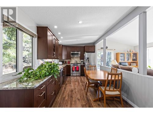 6333 Forest Hill Drive, Peachland, BC - Indoor