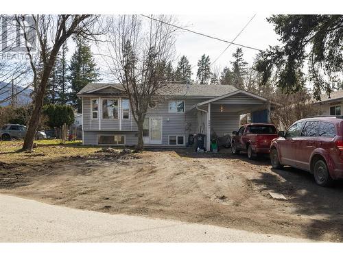 3445 Warner Avenue, Armstrong, BC - Outdoor