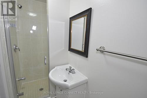 199 Islington Ave, Toronto, ON - Indoor Photo Showing Bathroom