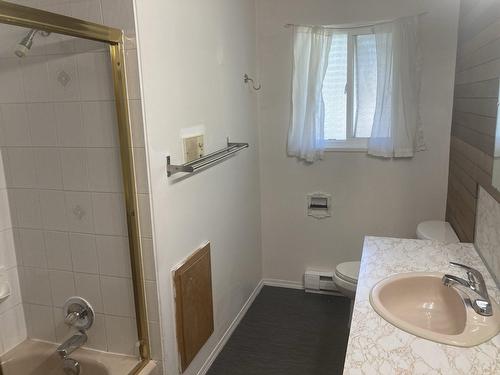 Upper 11855 72 Avenue, Delta, BC - Indoor Photo Showing Bathroom