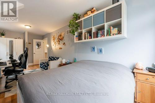 3 Park Blvd, Toronto, ON - Indoor Photo Showing Bedroom