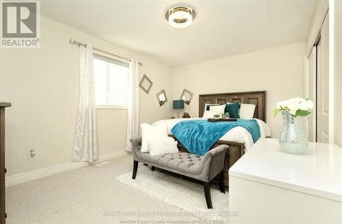 869 Burwell, Niagara Falls, ON - Indoor Photo Showing Bedroom