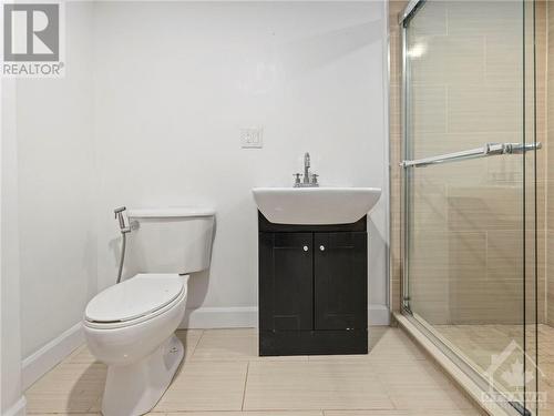 2207 Melfort Street, Ottawa, ON - Indoor Photo Showing Bathroom
