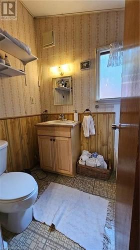 60 Burma Road, Northern Bruce Peninsula, ON - Indoor Photo Showing Bathroom