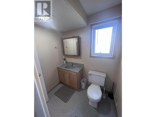 3928 Cottonwood Road, Fort Nelson, BC - Indoor Photo Showing Bathroom