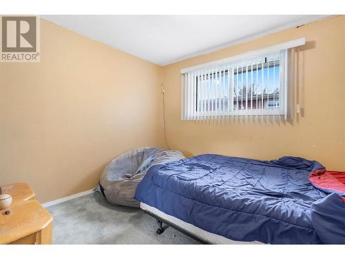 2940 30 Street Ne, Salmon Arm, BC - Indoor Photo Showing Bedroom