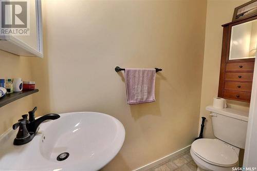 4168 Castle Road, Regina, SK - Indoor Photo Showing Bathroom