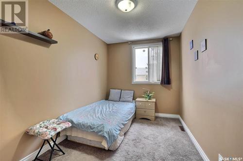 4168 Castle Road, Regina, SK - Indoor Photo Showing Bedroom