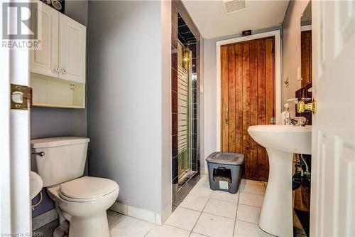 3 Rogers Road, Mansfield, ON - Indoor Photo Showing Bathroom