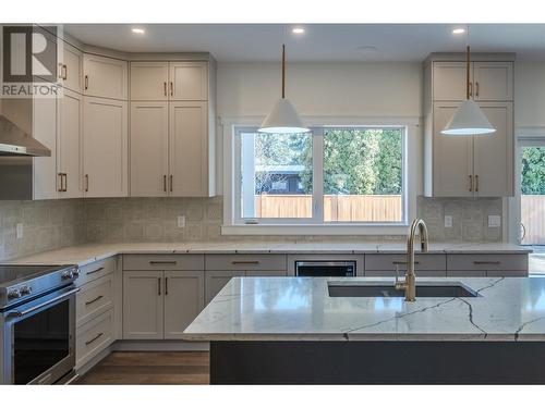 1719 Britton Road, Summerland, BC - Indoor Photo Showing Kitchen