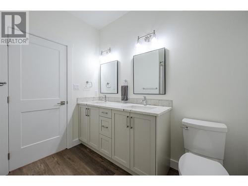 1719 Britton Road, Summerland, BC - Indoor Photo Showing Bathroom