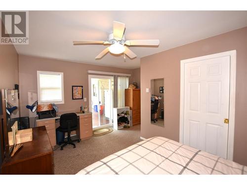 10983 Westside Road, Vernon, BC - Indoor Photo Showing Bedroom