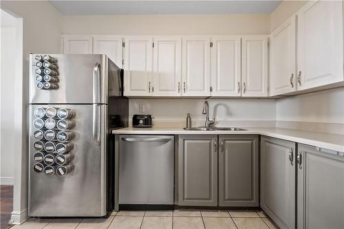 500 Green Road|Unit #1414, Stoney Creek, ON - Indoor Photo Showing Kitchen With Double Sink