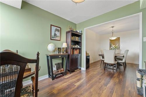500 Green Road|Unit #1414, Stoney Creek, ON - Indoor Photo Showing Dining Room