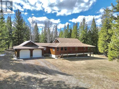 3338 Pigeon Road, 150 Mile House, BC - Outdoor
