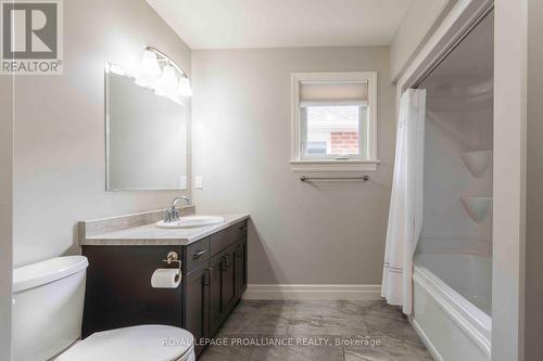 12 Crews Cres, Quinte West, ON - Indoor Photo Showing Bathroom