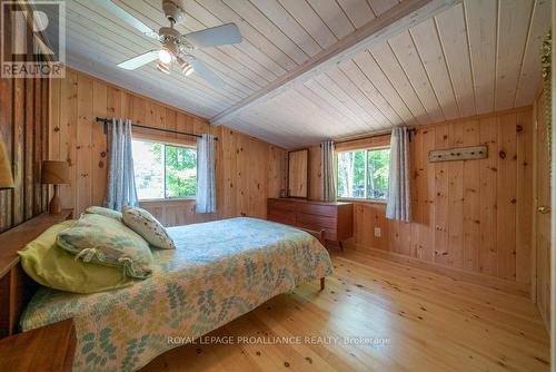 1441B South Kash Lake Lane, North Frontenac, ON - Indoor Photo Showing Bedroom