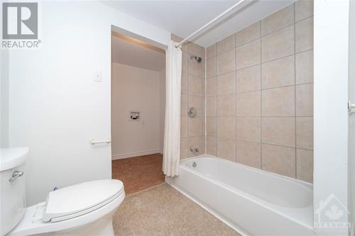 721 Bayview Drive, Ottawa, ON - Indoor Photo Showing Bathroom