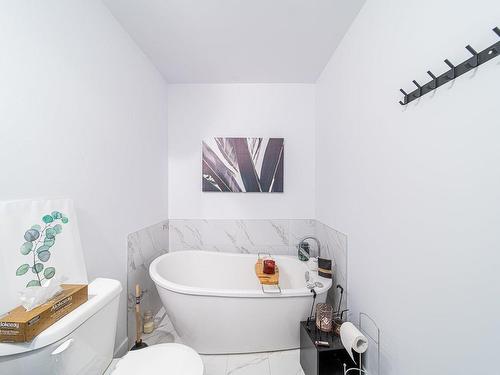 Salle de bains - 5188 Ch. De Chambly, Longueuil (Saint-Hubert), QC - Indoor Photo Showing Bathroom