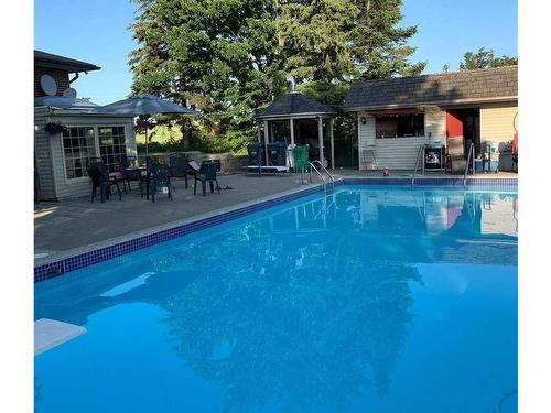 *Lower-3521 Old School Rd, Caledon, ON - Outdoor With In Ground Pool With Backyard