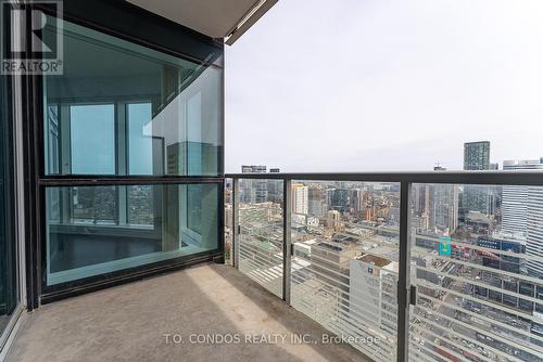 #3808 -386 Yonge St, Toronto, ON - Outdoor With Exterior