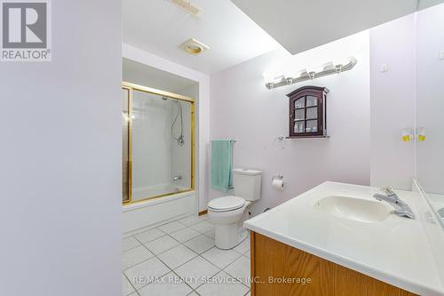 16 Sunforest Dr, Brampton, ON - Indoor Photo Showing Bathroom