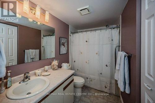 105 - 217 Scotland Street, Centre Wellington, ON - Indoor Photo Showing Bathroom