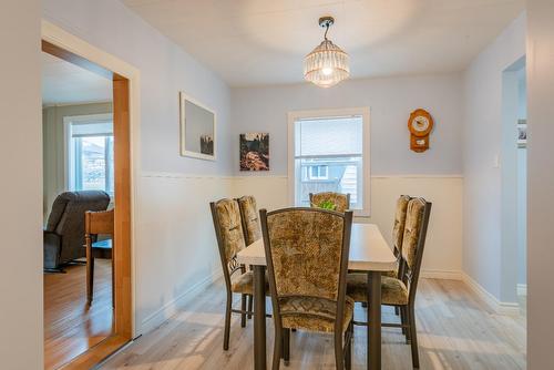 1507 Columbia Avenue, Trail, BC - Indoor Photo Showing Dining Room
