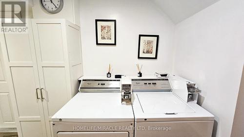 20 Airdrie Dr, Vaughan, ON - Indoor Photo Showing Laundry Room