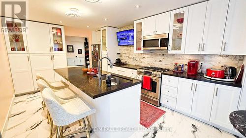 20 Airdrie Dr, Vaughan, ON - Indoor Photo Showing Kitchen With Double Sink With Upgraded Kitchen
