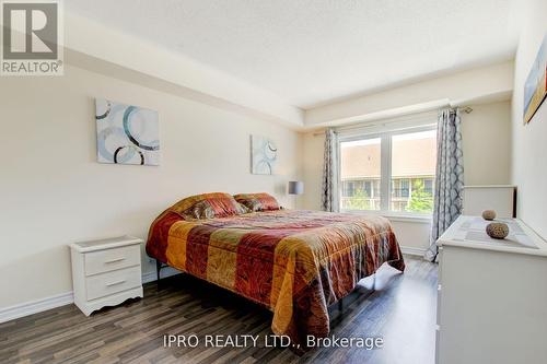 #308 -6 Anchorage Cres, Collingwood, ON - Indoor Photo Showing Bedroom