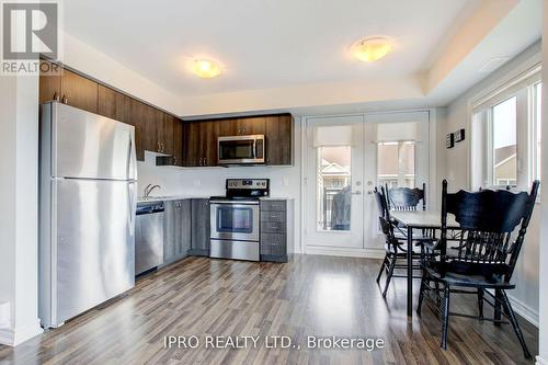 #308 -6 Anchorage Cres, Collingwood, ON - Indoor Photo Showing Kitchen With Stainless Steel Kitchen
