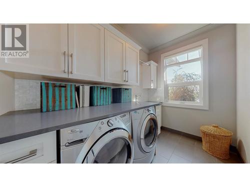 5642 Yarrow Street, Oliver, BC - Indoor Photo Showing Laundry Room