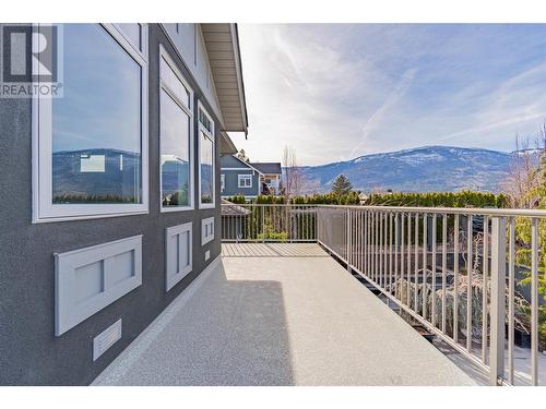 5642 Yarrow Street, Oliver, BC - Outdoor With Exterior