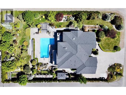 5642 Yarrow Street, Oliver, BC - Outdoor With In Ground Pool