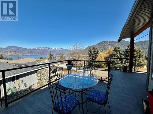 2820 Juniper Crescent, Sorrento, BC - Outdoor With Body Of Water With View