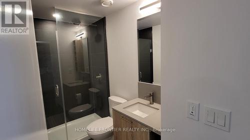 #1803 -19 Western Battery Rd, Toronto, ON - Indoor Photo Showing Bathroom